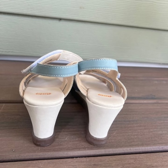 Wedge sandals, leather like, off white and blue stripes - Picture 5 of 5